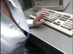 아름다운 아시아 병아리를 가져옵 그녀의 부시 두드-part1