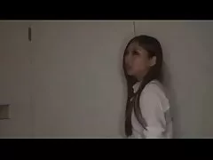 Bossy Schoolgirls get licked 기 전에 그들은 받기 4