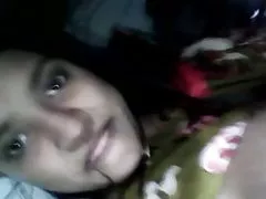 귀여운 십대의 큰 가슴과 음부 play