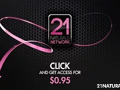 그녀의 하얀 스타킹