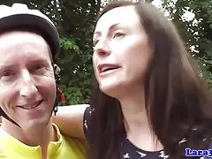 유로 영국 milf 항문 섹스 스타킹에