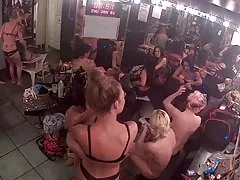 스 트리 퍼 놀고