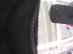 바비 인형-아래에서