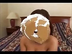 크림이에 얼굴을 컴