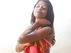 인도 세상은 달라진 것 없이 여전히 돌아 1280