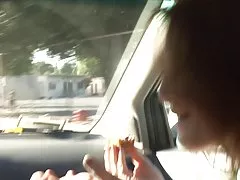 Pierced 못한 금발의 소녀를 가져옵 licked 그녀 cunt 동안 그녀에게는 footjob