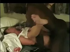 Cuckold 남편에게 아내에 촬영 현장을 거대한 BBC BBC 여자 친구