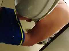 화장실에 다른 여자를 잡은 화장실