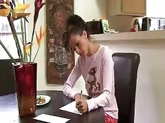 버릇없는 크리스마스 원-Wops