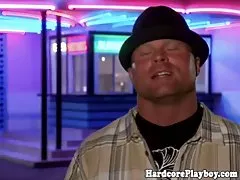 Kinky 당사국이 아가씨들이 함께 하드 8483609000