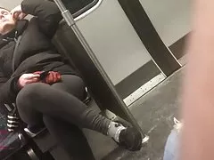 아주 섹시 한 발 매달려 애타게