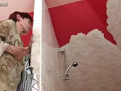 더러운 니 네들 대체 오래 된 레즈비언 할머니