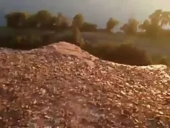 으로 입으로 큰 거대한 mushroom head