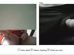 Masturbating 에 Cam 를 털 girl