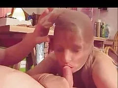 탄에 있는 마스크