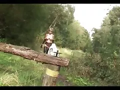 숲에서 영국 트로피 아내