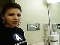 섹시한 틴 fuct 하여 stepdad 에서는 욕실가종가/주식행사가격을 의미함