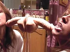 여자 가득된 다 일 정액 빠는 사랑