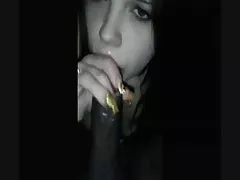 블로 자신의 닭과 싹 그의 견과 근거한