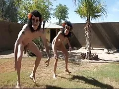 책 down 원숭이 lane