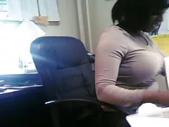 솔직 한 busty 검은 장관