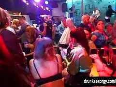 비스무트 클럽 아가씨 데 공공 섹스 난 교