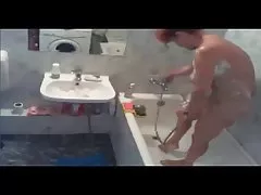 Busty 성숙한 redhead 을 샤워기