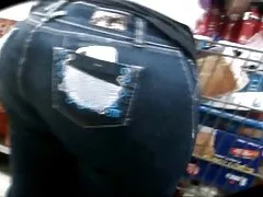 Big ass 섹시한중년여성 쇼핑-4