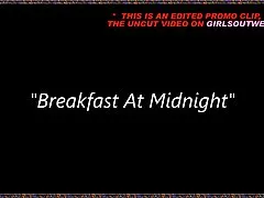 서쪽-부엌에서 젊은 레즈비언 삼 인조 소녀