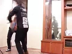 여자는 두 남자