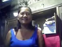 Filipina 할머니가 Merlen 무 빅토리아 53 을 보여주는 그녀의 가슴이